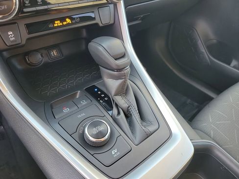 Used 2023 Toyota RAV4 XLE image 23