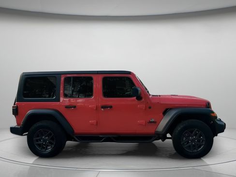 Used 2026 Jeep Wrangler Unlimited Sport AWD/4WD image 33