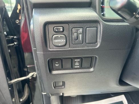 Used 2018 Toyota 4Runner SR5 Premium w/ Four Season Floor Mat Package AWD/4WD image 17