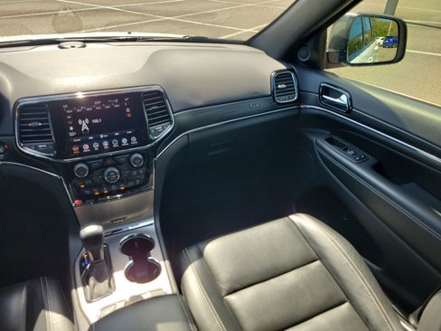 Used 2021 Jeep Grand Cherokee Limited w/ Quick Order Package 28K 80th image 17