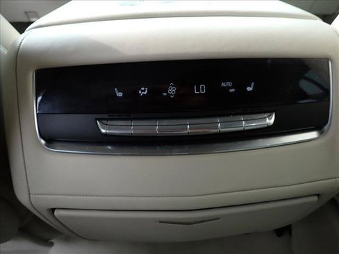 Used 2023 Cadillac Escalade Sport Platinum w/ LPO, ONYX Package AWD/4WD image 15
