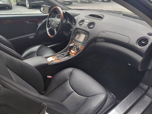 Used 2007 Mercedes-Benz SL 550 image 16
