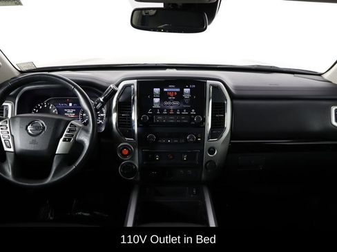 Used 2021 Nissan Titan SV w/ SV Convenience Package image 13