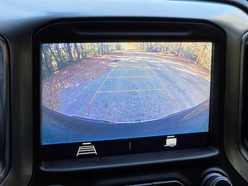 Used 2021 Chevrolet Silverado 1500 LT image 11