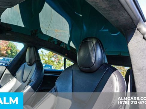 Used 2021 Tesla Model S Plaid image 18