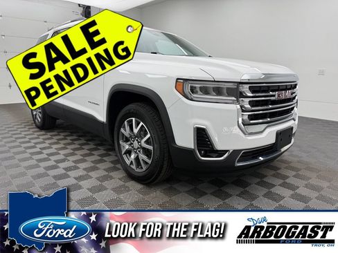 Used 2023 GMC Acadia SLT AWD/4WD image 1