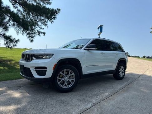 Used 2022 Jeep Grand Cherokee Limited RWD image 3