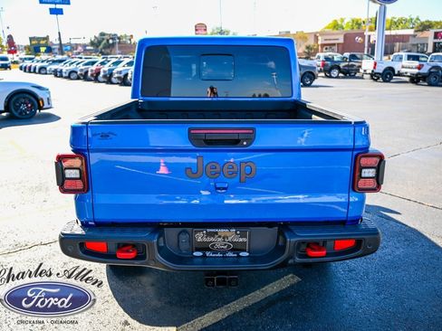 Used 2021 Jeep Gladiator Rubicon image 6