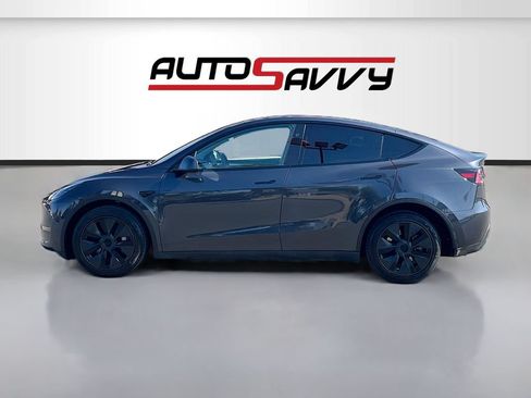 Used 2025 Tesla Model Y Long Range AWD/4WD image 4