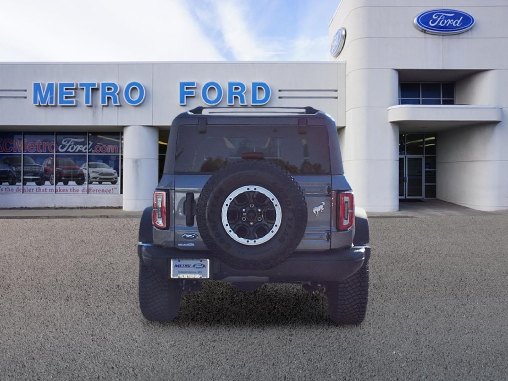 Used 2023 Ford Bronco Badlands w/ Sasquatch Package AWD/4WD image 4
