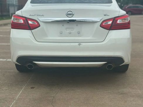 Used 2016 Nissan Altima 2.5 SL w/ 2.5 Technology w/LED Package FWD image 11