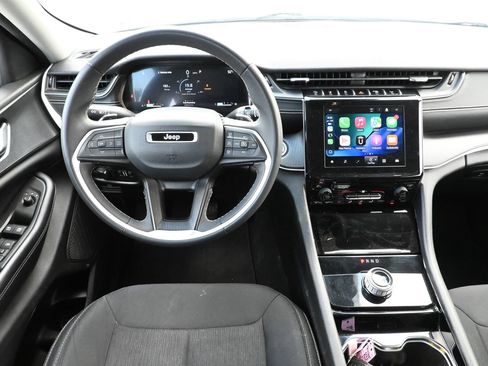 Used 2023 Jeep Grand Cherokee L Laredo AWD/4WD image 26