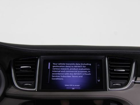 Used 2023 INFINITI QX50 Sensory AWD/4WD image 4