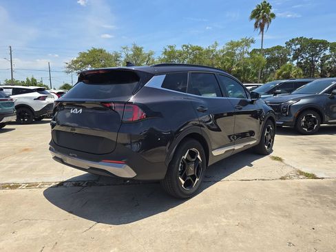 New 2026 Kia Sportage EX w/ EX Panorama Roof Package FWD image 8