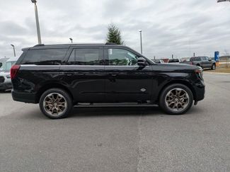 New 2025 Ford Expedition King Ranch video 3