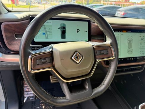Used 2022 Rivian R1T Adventure image 13