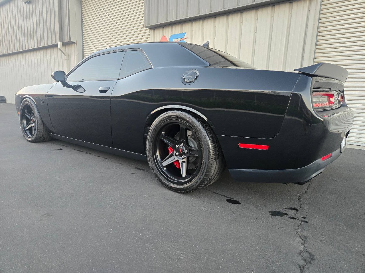 Used 2015 Dodge Challenger SRT Hellcat RWD image 6