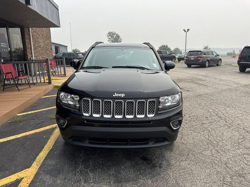 Used 2016 Jeep Compass High Altitude FWD image 3