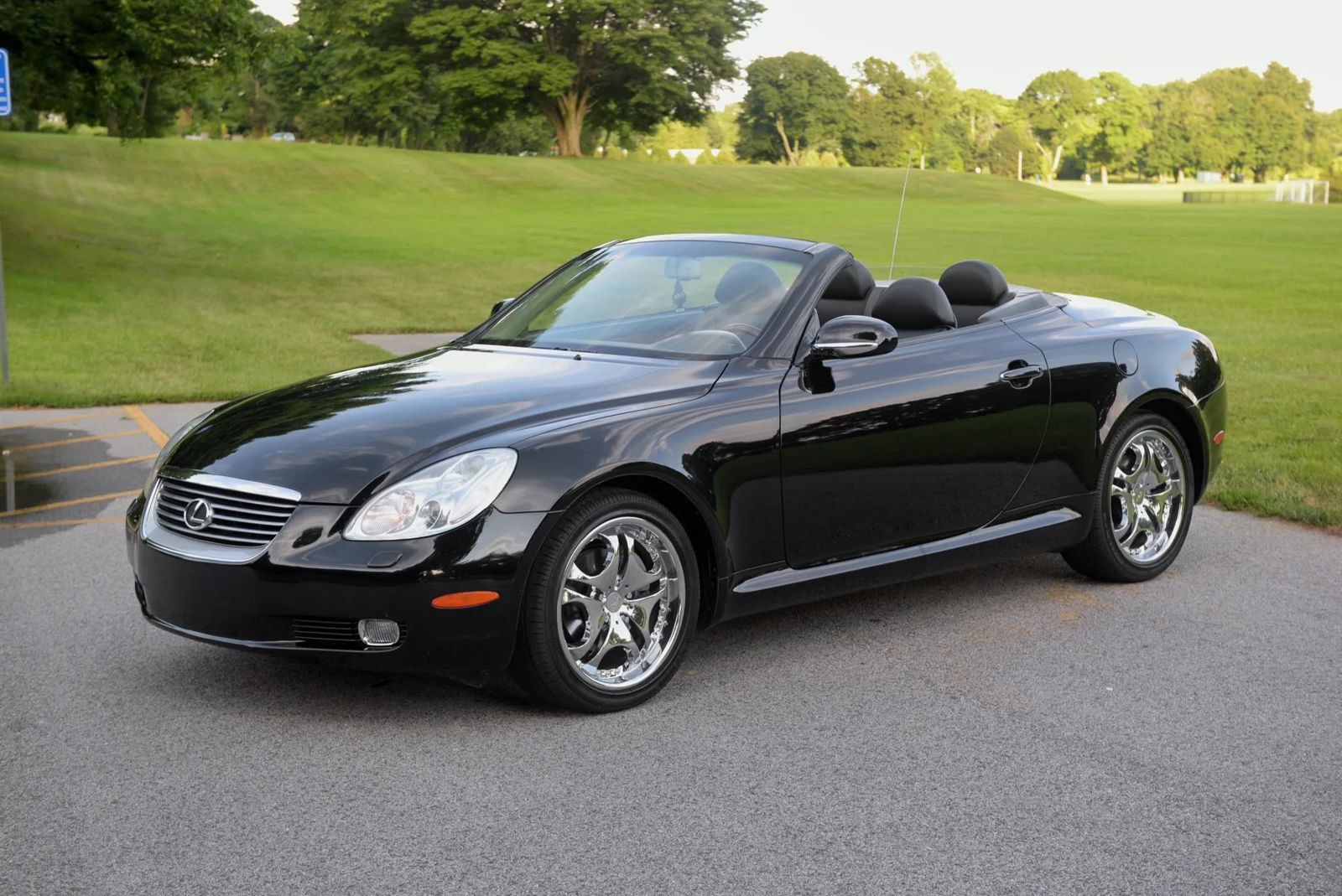 Used 2002 Lexus SC 430 Convertible RWD image 8