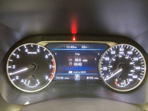 Used 2021 Nissan Sentra SV FWD image 23