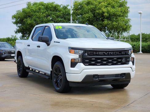 Used 2024 Chevrolet Silverado 1500 Custom w/ LPO, Dark Essentials Package RWD image 3