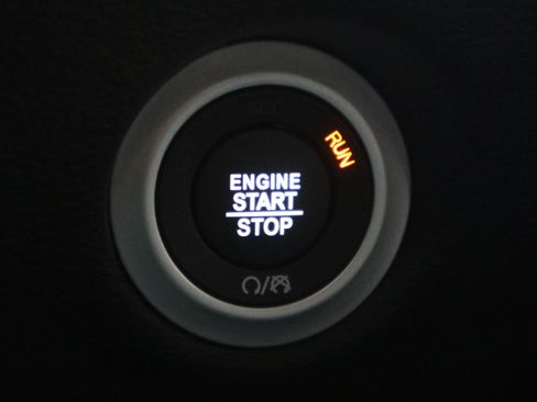 New 2026 Chrysler Pacifica Limited image 34