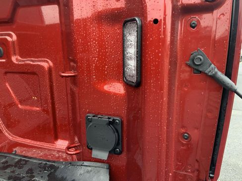 Used 2023 Chevrolet Silverado 1500 LTZ image 9