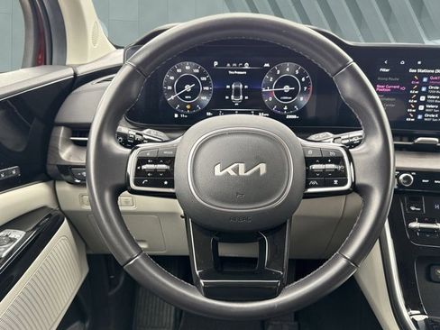 Used 2024 Kia Carnival SX image 14
