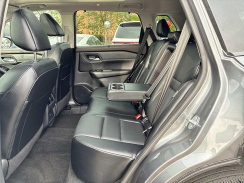 Certified 2023 Nissan Rogue SV w/ SV Premium B Package AWD/4WD image 14