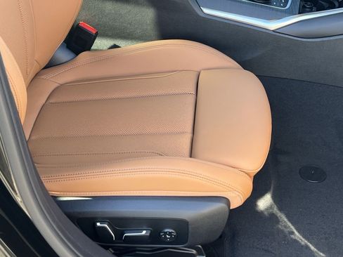 New 2026 BMW 330i xDrive Sedan w/ Convenience Package image 27