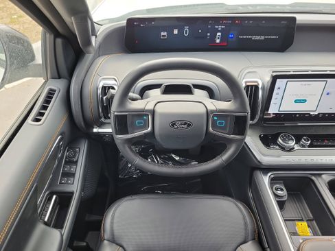 New 2026 Ford Expedition Tremor image 22