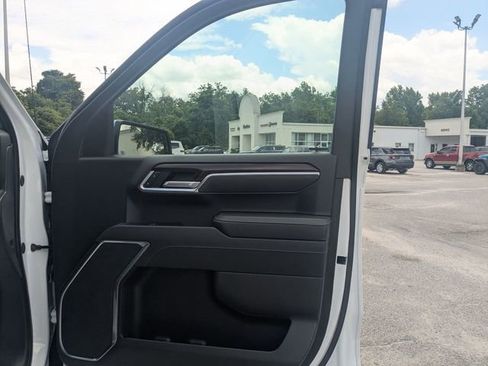 Used 2025 GMC Sierra 1500 SLT RWD image 31