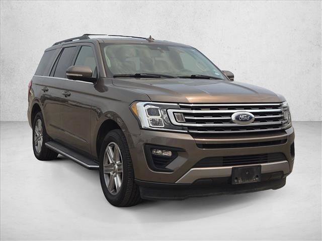 Used 2018 Ford Expedition XLT w/ Equipment Group 202A RWD image 3
