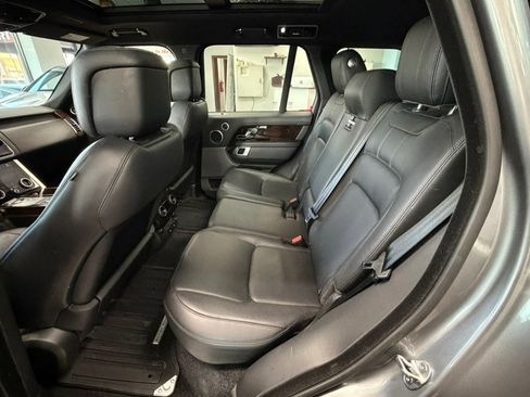 Used 2020 Land Rover Range Rover HSE image 47