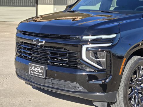 Used 2025 Chevrolet Tahoe RST w/ Comfort Package image 13