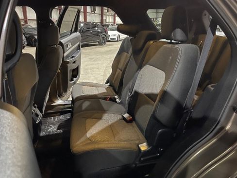 Used 2016 Ford Explorer XLT image 20