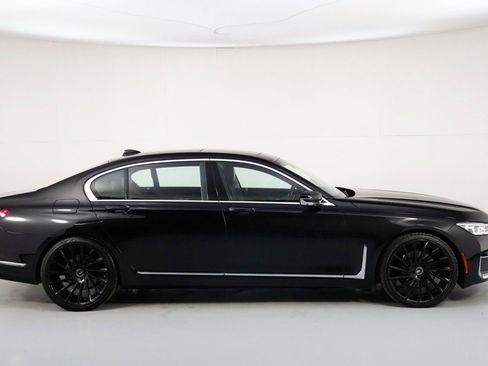 Used 2020 BMW 740i w/ Premium Package image 57