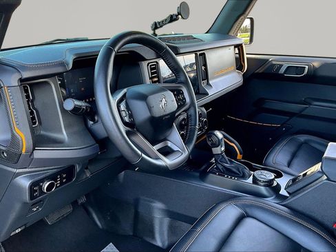 Used 2024 Ford Bronco Badlands AWD/4WD image 17