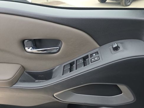 Used 2022 Nissan Frontier SV image 31