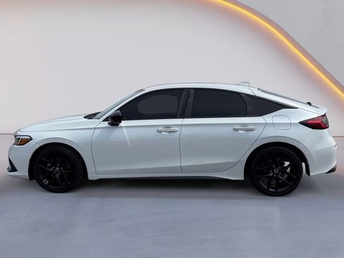 Used 2023 Honda Civic Sport image 6