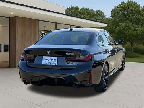 New 2026 BMW 330i Sedan w/ M Sport Package image 9