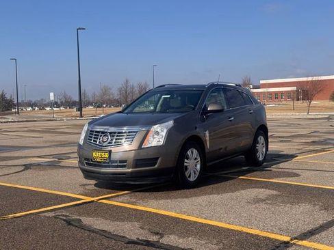 Used 2014 Cadillac SRX Luxury image 35