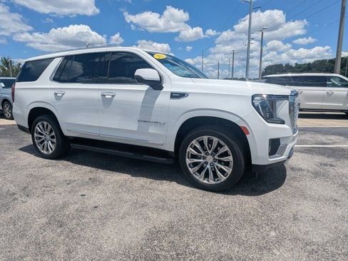 Used 2024 GMC Yukon Denali RWD image 3