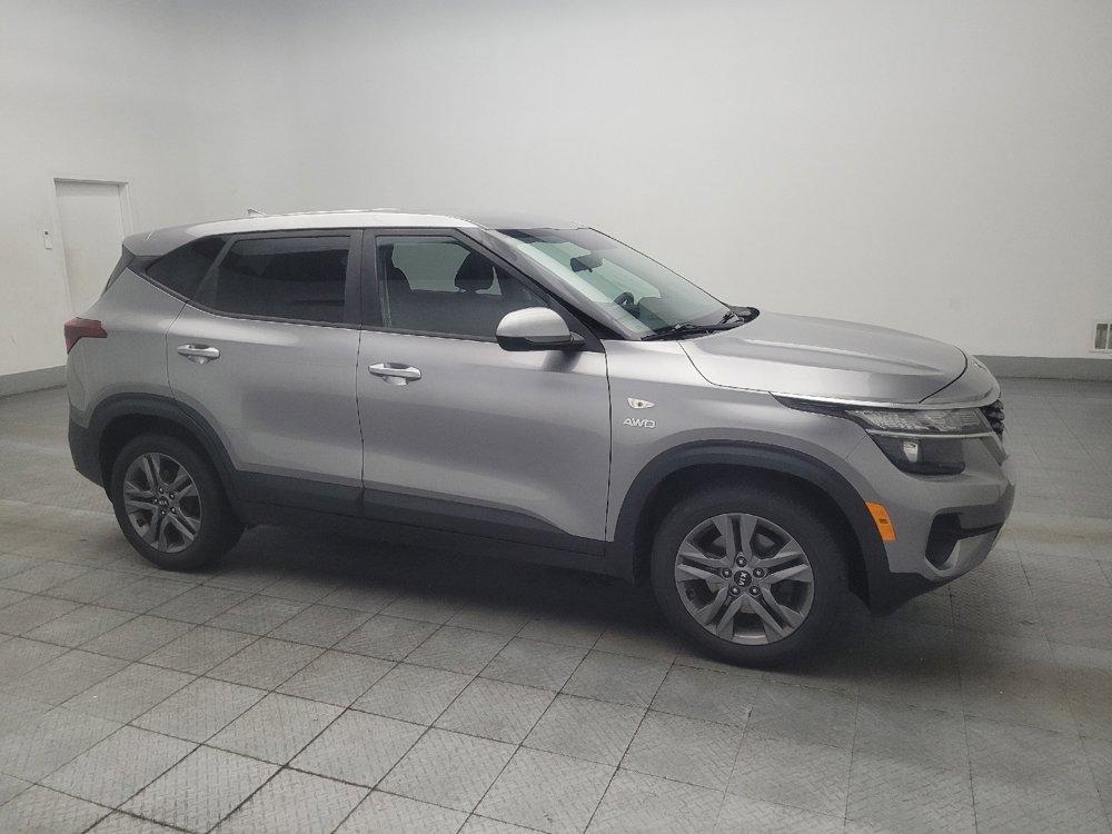 Used 2021 Kia Seltos LX AWD/4WD image 11
