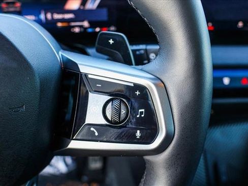 Used 2025 BMW X3 xDrive30i image 15