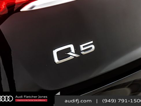 Used 2023 Audi Q5 2.0T Premium w/ Convenience Package image 10