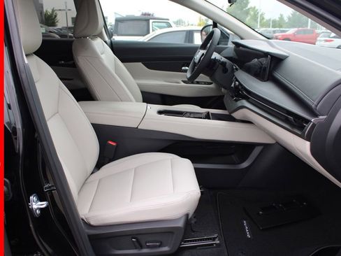 New 2025 Nissan Murano SV w/ Cargo Package image 14