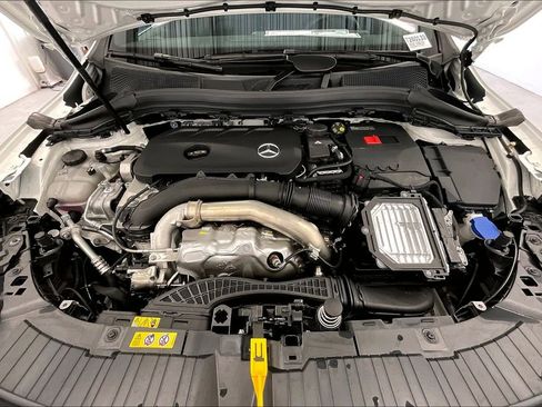 New 2026 Mercedes-Benz GLA 250 4MATIC image 16