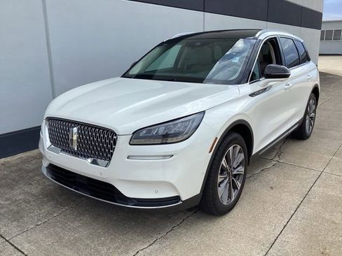 Used 2022 Lincoln Corsair Reserve w/ Equipment Group 201A image 2