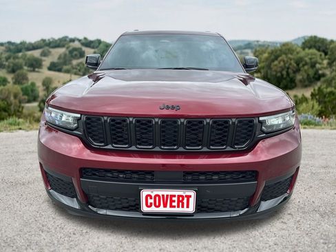 Used 2023 Jeep Grand Cherokee L Altitude AWD/4WD image 9